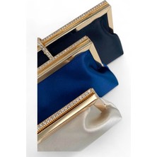 Bej Saten Taş Detaylı Zincirli Kadın Clutch Abiye Çanta - Serenity Luxe