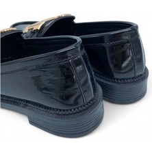 Zeynep Yıldırım Rugan Gold Tokalı Siyah Kadın Günlük Loafer - Heritage Luxe
