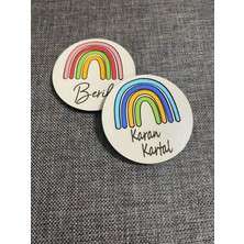 Erel Tasarım Rainbow Gökkuşağı Desenli Kişiye Özel Çocuk ve Bebek Odası Ahşap Kapı  Süsü ve 20 Adet Magnet Seti