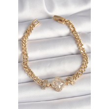 Skygo Pirinç Gold Renk Zirkon Taşlı Yonca Figür Zincir Model Kadın Bileklik - TJ-BB6818
