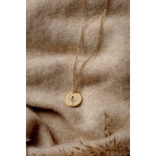 925 Ayar Gümüş Ayın Üzerinde Kolye