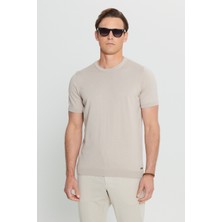 %100 Pamuk Standart Fit Normal Kesim Bisiklet Yaka Triko Tişört