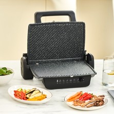 Karaca Crust Grill Toast Izgara ve Tost Makinesi 6 Dilim Mat Krem