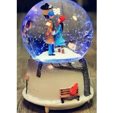 Aşk Seninle Güzel Sevgili Aşıklar Temalı Kar Küresi Müzikli Işıklı Sevgiliye Hediye Orta Boy