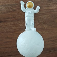 Big Trend Store Astronot Şekilli Pilli Gece ve Masa Lambası BigTrendStore