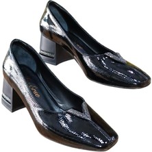 Erse 11 Kadın Taşlı Topukta Taş Detaylı Kapalı Ayakkabı Siyah Rugan