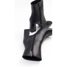 Niloshka Tılla Black Bootie