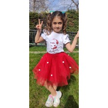 Novy Baby 23 Nisan Atatürk Baskılı Omuzu Kolu Fırfırlı Tişört Kız Çocuk - 2-9 Yaş - Beyaz Kırmızı Simli - 2088