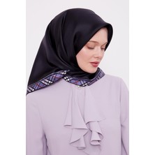 Lacivert Ekose Kenar Twill Ipek Eşarp