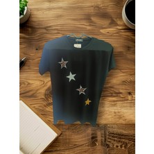 Ladijital Siyah  Yıldız Baskılı  Kısa Kollu Tshirt