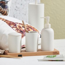 Mat Beyaz  5'li Kutulu Banyo Seti