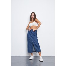 Kutaf Mavi Önden Yırtmaçlı Midi Boy Denim Etek