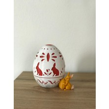 3D Yazıcı ile Üretilmiş Kırmızı ve Beyaz Yumurta Şeklinde Şekerlik (Bayram Şekerliği Olarak Kullanılabilir) - Yanında Küçük Tavşan Dekoru ile (Boyut: 11X11X14 Cm)