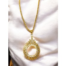 Heka Yarım Altın Çerçeveli Kolye (Altın Kaplama)