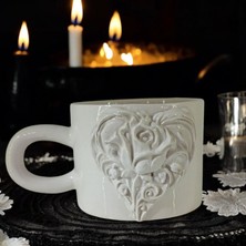 Bonita Bon Luxe 3D Kabartmalı El Emeği Göz Nuru Özel Tasarım Gotik Kalp Seramik MUG 200 ml Hediye Paketi Yapılır