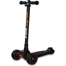 Voit Voıt 218C/052 Işıklı Geniş 3 Teker Scooter Siyah