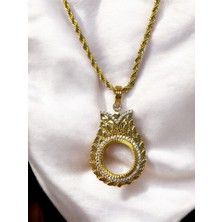 Seshat Çeyrek Altın Çerçeveli Kolye (Altın Kaplama)