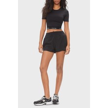 Calvin Klein Logolu Slim Fit Bisiklet Yaka Crop T Shirt LVGWS5K144UB1 Bayan T Shirt LVGWS5K144 Ub1