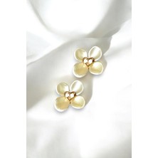 Trend Aksesuar Kalp Detaylı Klipsli Yonca Düğme Aksesuarı 1 Çift