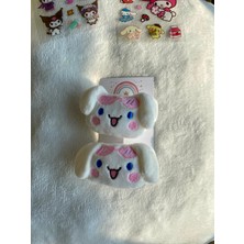 Sanrio Kuromi Cinnamaroll Figürlü Peluş Dokulu Beyaz Pensli Kız Çocuk Yan Toka Ikili(Sticker Hediye)