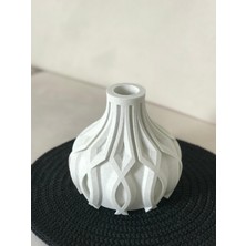 3D Yazıcı ile Üretilmiş Pla Mermer Desenli Vazo (16X16X15 Cm)