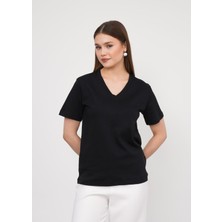 Ay Moda Collection Regular Fit V Yaka Kadın T-Shirt