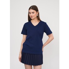 Ay Moda Collection Regular Fit V Yaka Kadın T-Shirt