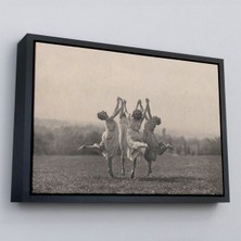 Marsilyan Çerçeveli Isviçreli Fotoğrafçı Frederick Boissonnas Dans Eden Kadınlar TABLOSU-6656