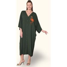 Keyifli Moda Kadın Haki V Yaka Önü ve Sırtı Flamingo Nakışlı Cepli Oversize Uzun Gömlek Elbise