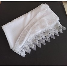 Arzum Çeyiz El Işi Iğne Oyası Mevlüt Başörtüsü 140 * 70 cm Boyutunda - Beyaz Çilek Oyası Model
