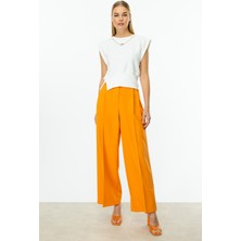 ON Yakası Zincir Detaylı Kolsuz Bluz 56311