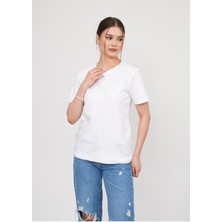 Ay Moda Collection Regular Fit Bisiklet Yaka Kadın T-Shirt