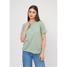 Regular Fit Bisiklet Yaka Kadın T-Shirt