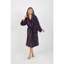 Homelover %100 Pamuk Dikey Renkli Çizgili Kapüşonlu Beyaz Kadın Bornoz - Yüksek Emilim Ultra Lüks Bornoz