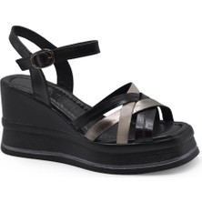 Venüs Kadın Sandalet 2510902Y