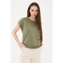 Fashion Friends Bisiklet Yaka Dökümlü Viskon Haki Kadın T-Shirt 25Y0194K1