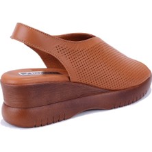 Dagoster DZA07-9972521405 Taba Günlük Ortopedik Deri Kadın Sandalet
