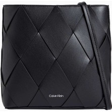 Calvin Klein Square Crossover Çapraz Askılı Çanta