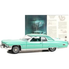 Greenlight 1/64 Vintage Ad Cars Series 9- 1971 Cadillac Coupe Deville