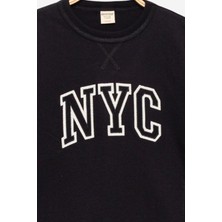 Erkek Çocuk %100 Pamuklu Nakışlı Sweat - Çocuk Giyim