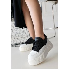 Kazax Emwa Siyah Cilt Bağcıklı Spor Ayakkabı