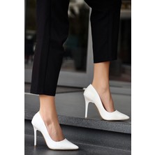 Kazax Hillar Beyaz Cilt Stiletto Ayakkabı