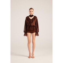 Fırfırlı Güllü Choker Aksesuarlı Şifon Sassy Gömlek Kahve