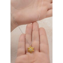 Jewelmim Sarı Renkli Taşlı Lotus Çiçeği Gümüş Kolye 18 Ayar Beyaz Altın Kaplama Lotus Çiçeği Kolyesi 925 Ayar Gümüş Kadın Kolye | Bayan Zirkon Taşlı Lotus Kamelya Çiçeği Kadın Gümüş Kolye