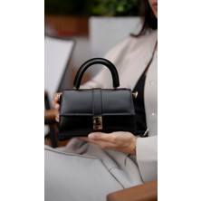 Sobrio Shop Kadın Mıknatıs Kilit Mini Omuz Çanta