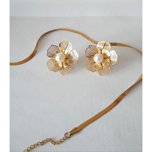 Roos Jewelery Çelik Incili Çiçek Küpe