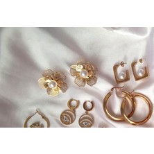 Roos Jewelery Çelik Incili Çiçek Küpe