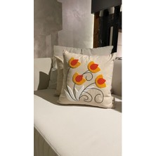 TeknoTrust Sarı Lale Nakışlı Kırlent Kılıfı 43x43cm, şık ve doğal dekorasyon için ideal
