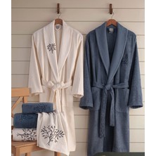 3D Nakışlı Premium Bambu Aile Bornoz Seti ( %40 Bambu Lifi Içerir )