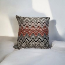 Q Collection Zikzak Desenli Dekoratif Kırlent Kılıfı - 45 x 45  cm